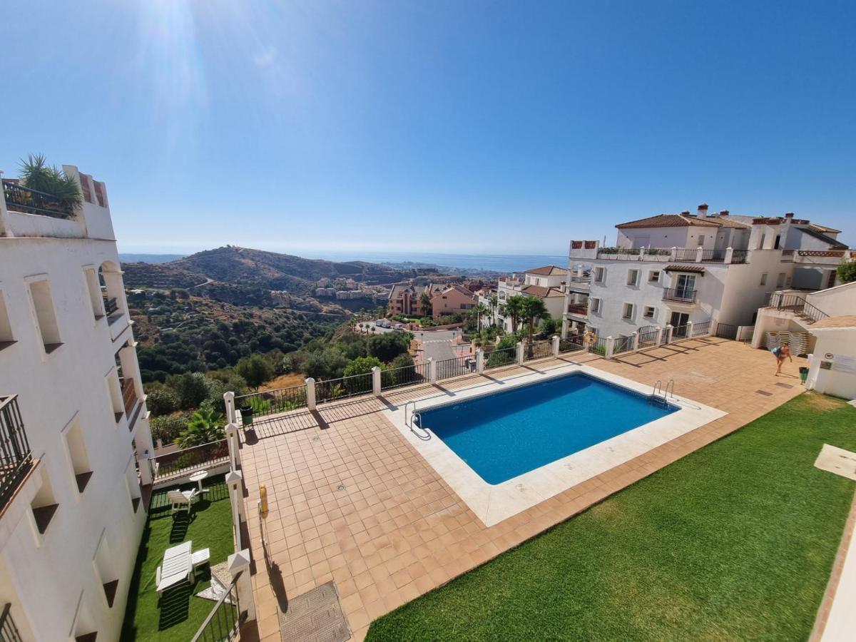 Elegant Apartment With Fantastic Views At The Top Of Calahonda Sitio de Calahonda 外观 照片