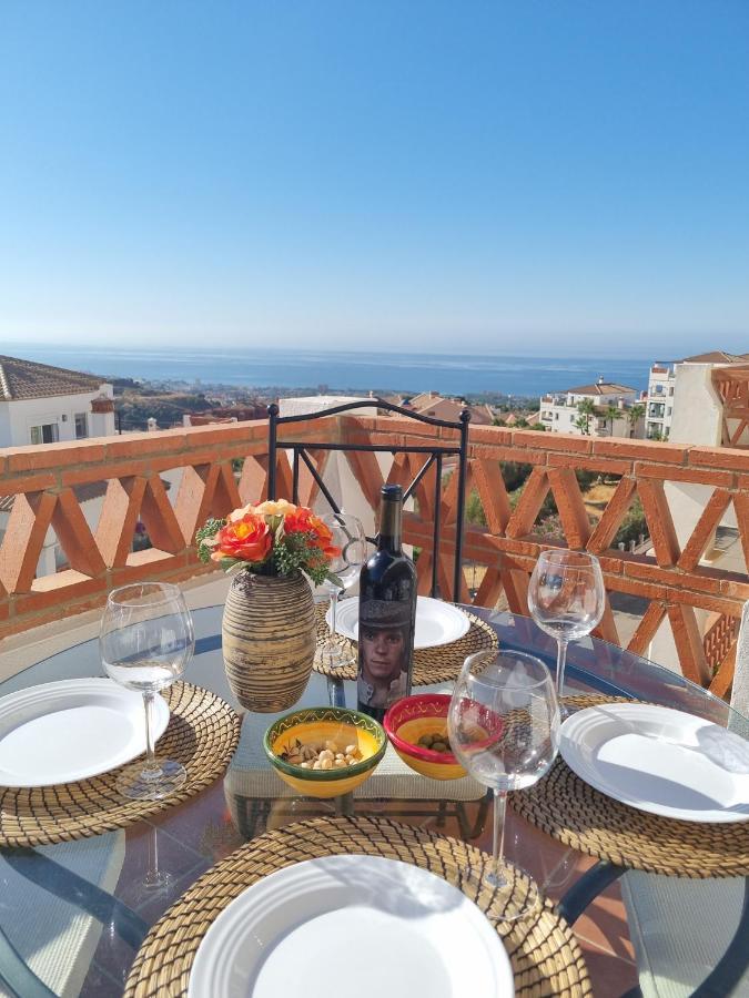 Elegant Apartment With Fantastic Views At The Top Of Calahonda Sitio de Calahonda 外观 照片
