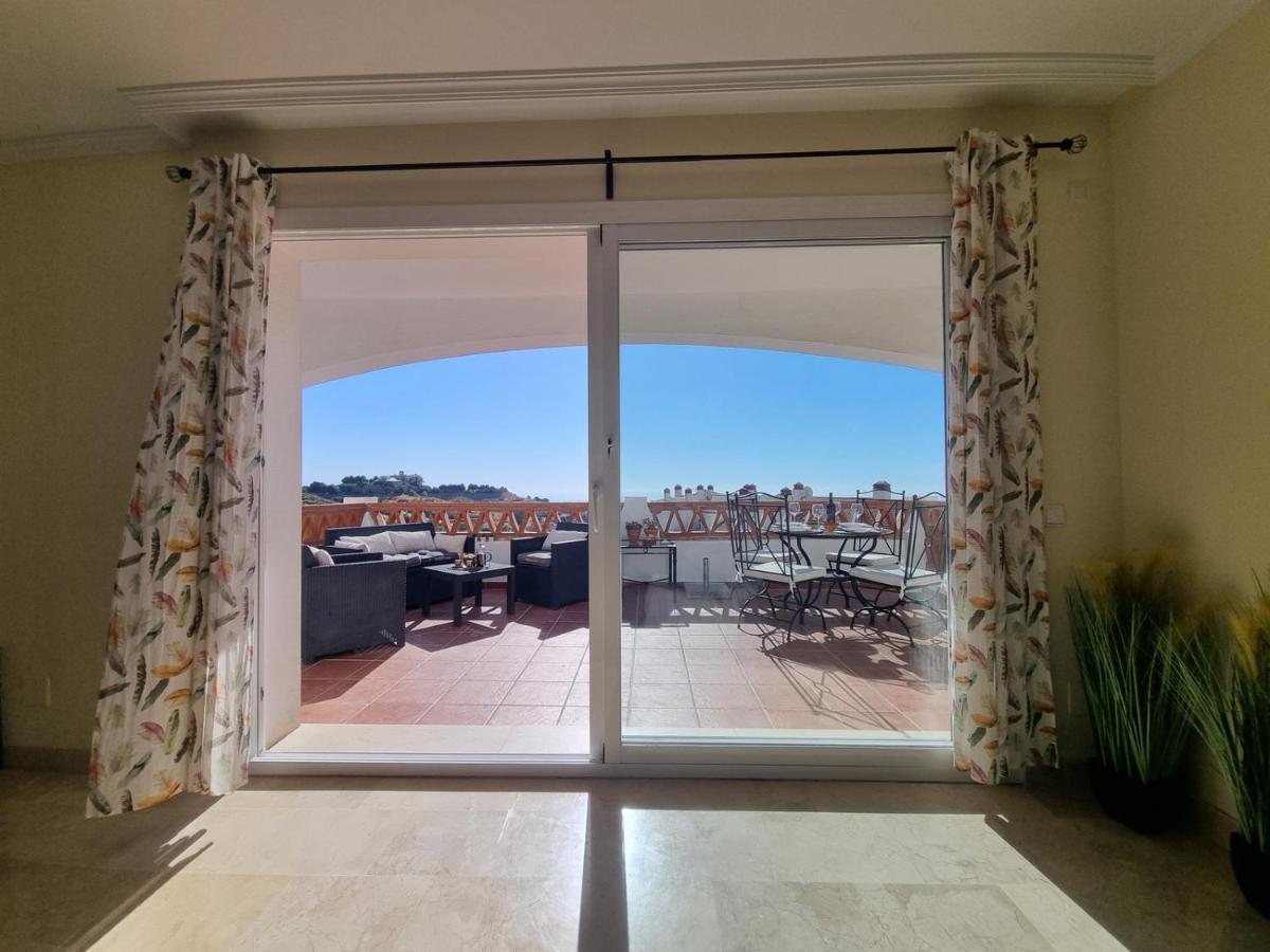 Elegant Apartment With Fantastic Views At The Top Of Calahonda Sitio de Calahonda 外观 照片