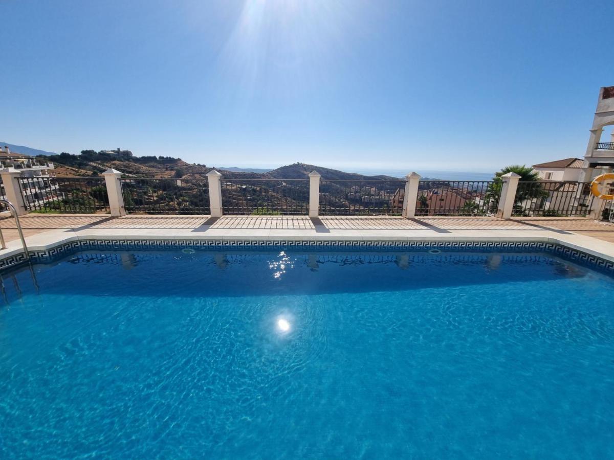 Elegant Apartment With Fantastic Views At The Top Of Calahonda Sitio de Calahonda 外观 照片